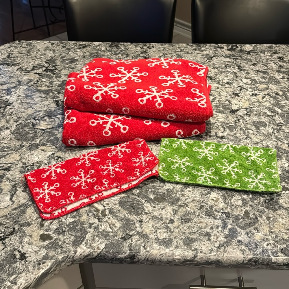 Target snowflake towels and washcloths